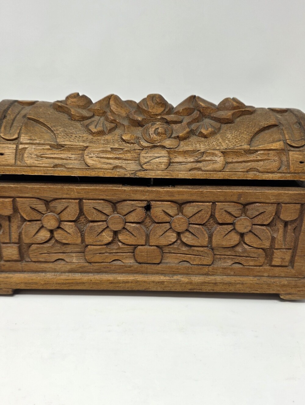 Carved Wooden Jewelry Keepsake Box Floral Dome Lid 9" Ornate Vintage Style